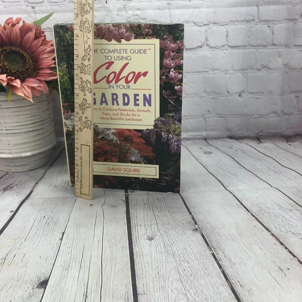 vintage book complete guide to using color in you garden 1991